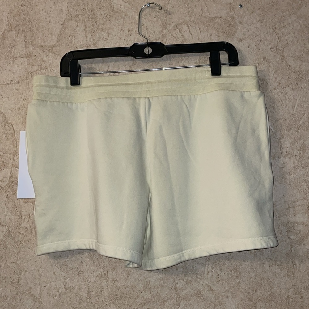 Good Threads Drawstring Shorts - Picture 7 of 8